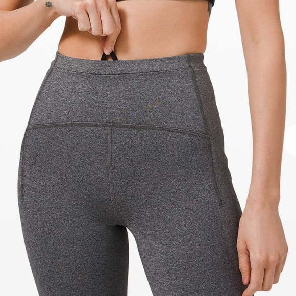 Lululemon-Like New  Swift Speed ​​High-Rise Leggings - Picture 10 of 15